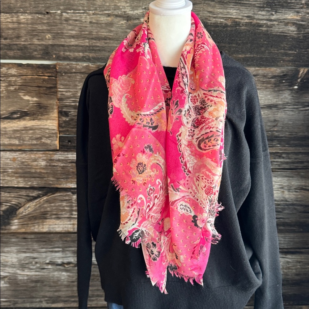 Chico’s Floral Print‎ Scarf – New With Tags